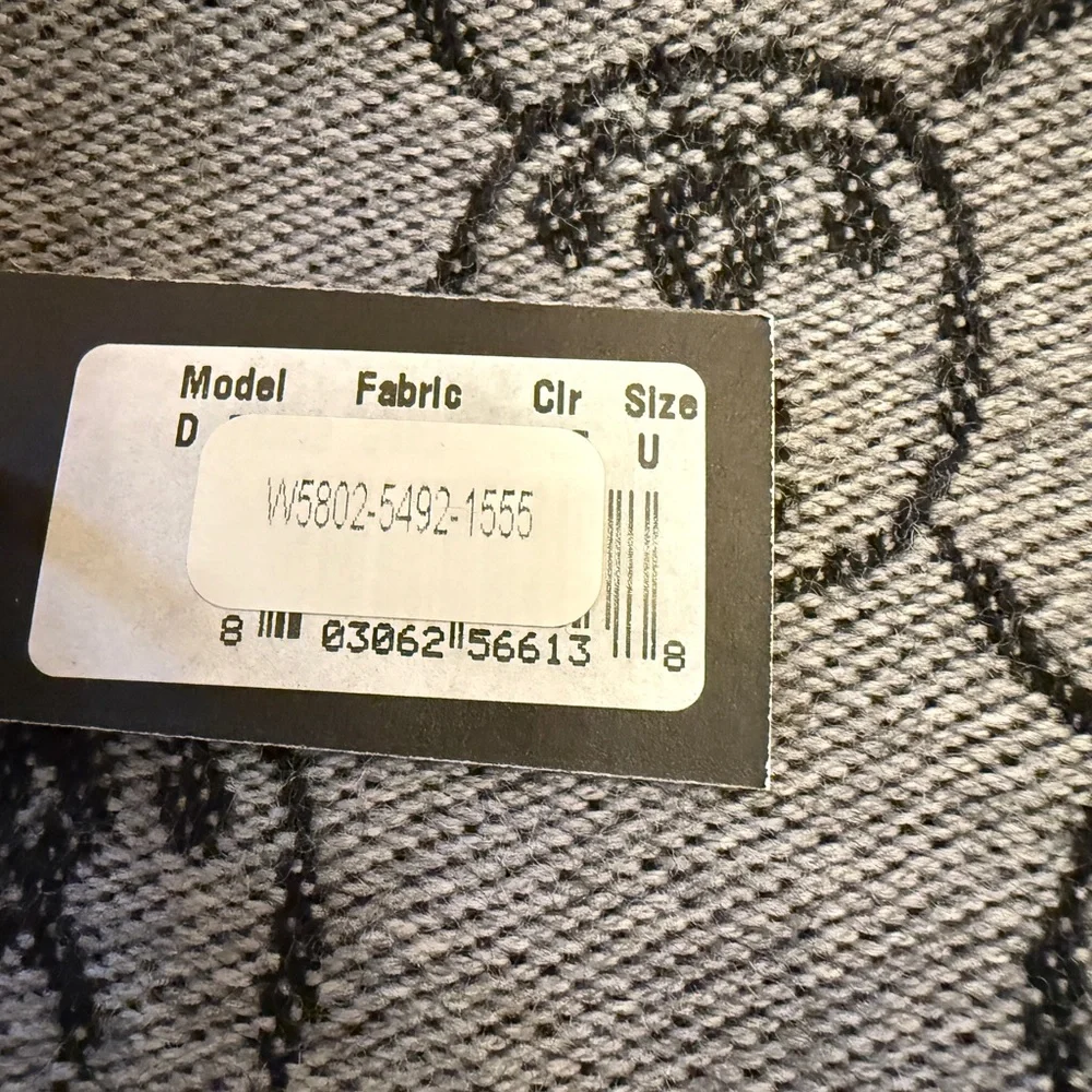 Moschino Gray and Black 100% Wool Fringe Throw Wrap Scarf. New With Tags - Picture 5 of 7